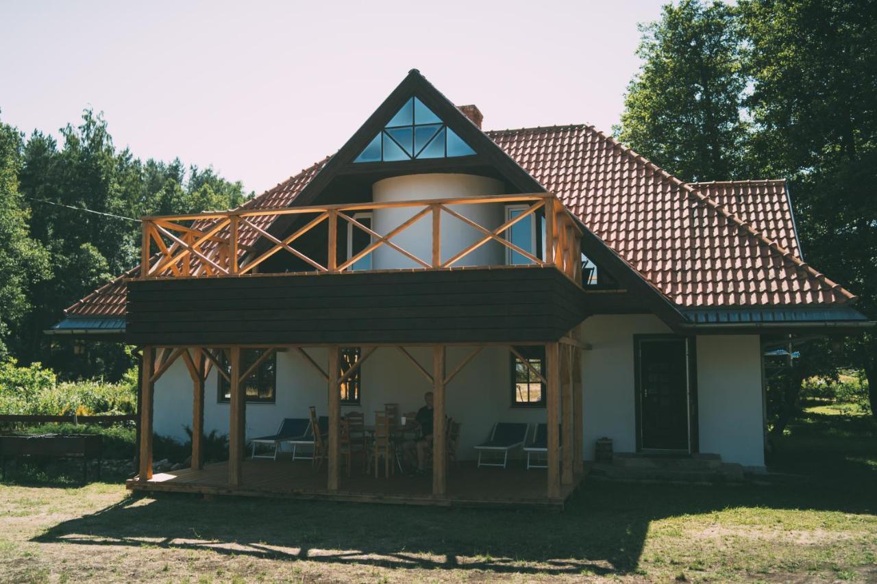 Viesu Nams Melnsils Hotel Bagian luar foto